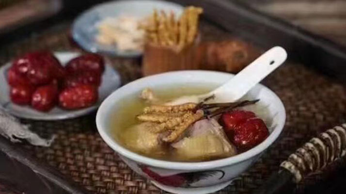 冬蟲夏草：辨清體質(zhì)，找準(zhǔn)適合的滋補人群